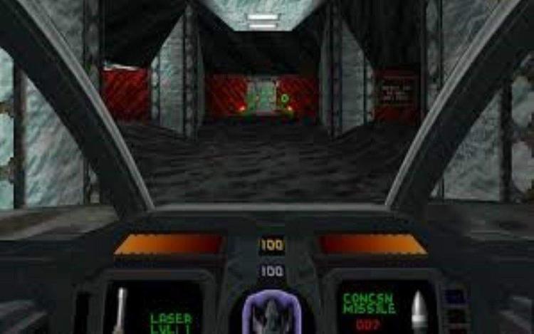 Gameplay screen of Descent II (1/8)